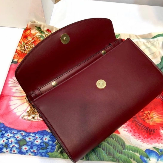 Firstbag ru Gucci leather small bag shoulder Zumi smooth 0825